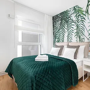 Apartament Ecru Luxurious In Port Praski With Balcony Wwa35, Warszawa